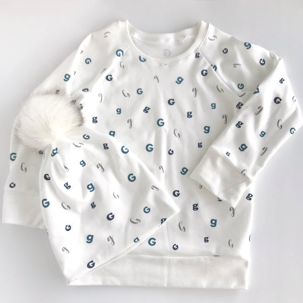 Personalized Organic Sweater - 2023 - Dotboxed