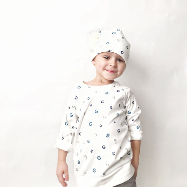 Personalized Organic Sweater - 2023 - Dotboxed